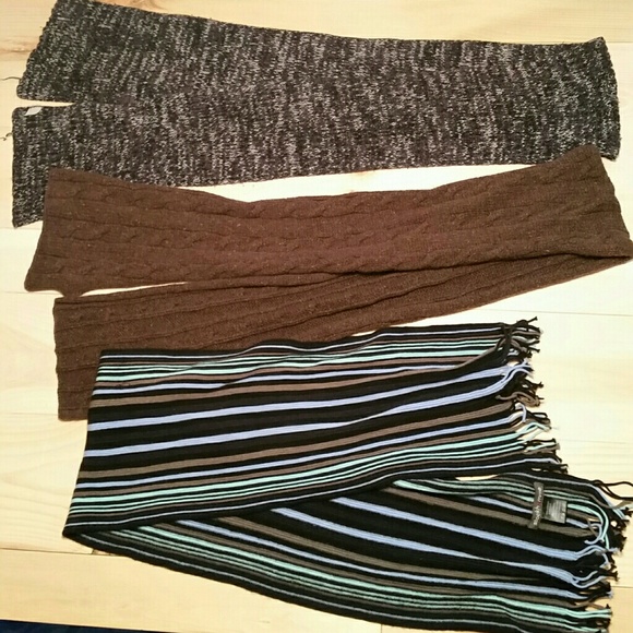 Lot of 5 Ladies Scarves - Picture 2 of 4